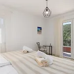 Beautiful Home In Miholascica *