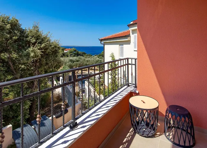 2 Bedroom Stunning In Tatil Evi Miholascica